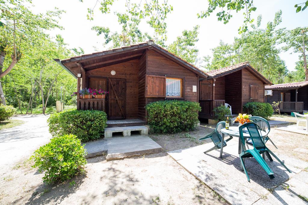 Camping Dei Tigli Torre del Lago Puccini Szoba fotó