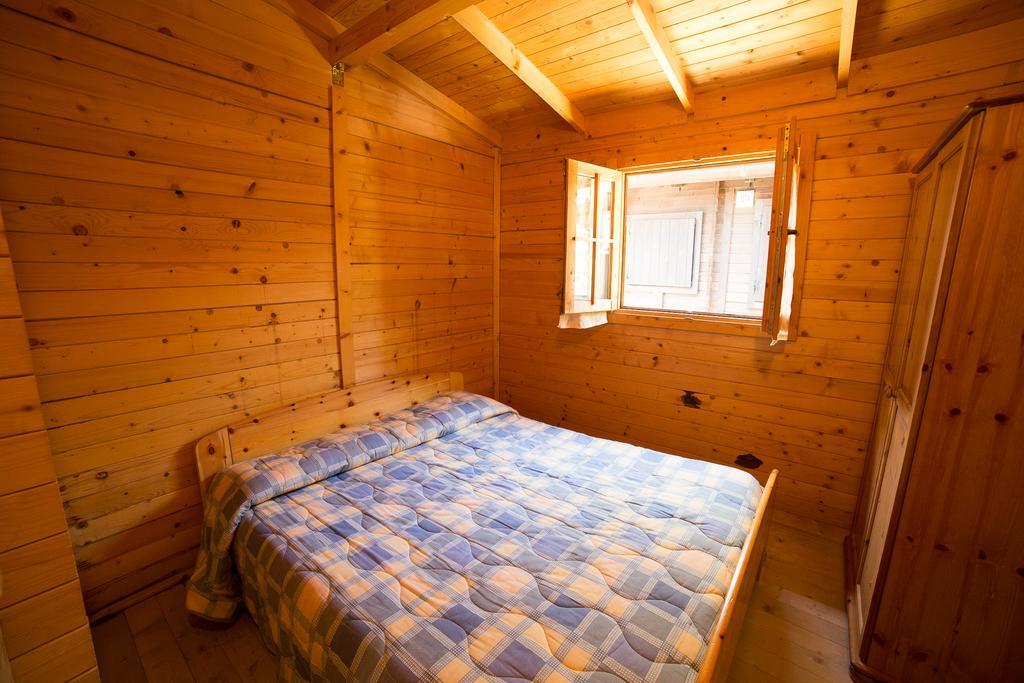 Camping Dei Tigli Torre del Lago Puccini Szoba fotó
